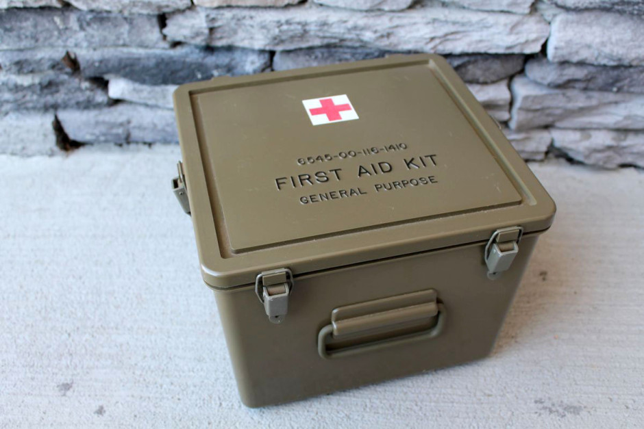 Praktisk Modish Diktatur Ammodor Tactical Humidors | Ammo Can Cigar Humidors | First Aid Kit Medium  Travel Humidor